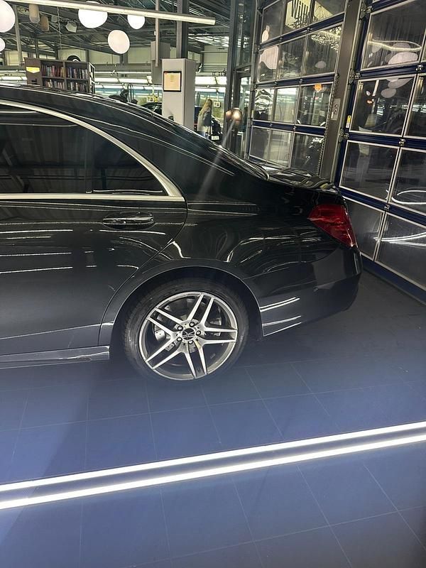 Gebraucht Mercedes S63 AMG 258 PS (189 kW) 2014 Grau Limousine