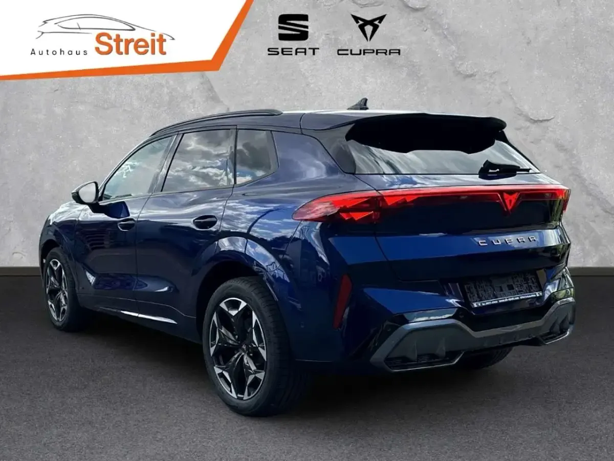 Neu Cupra Terramar 150 PS (110 kW) 2026 Blau SUV