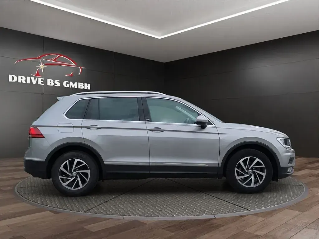 Gebraucht VW Tiguan 150 PS (110 kW) 2017 Silber SUV
