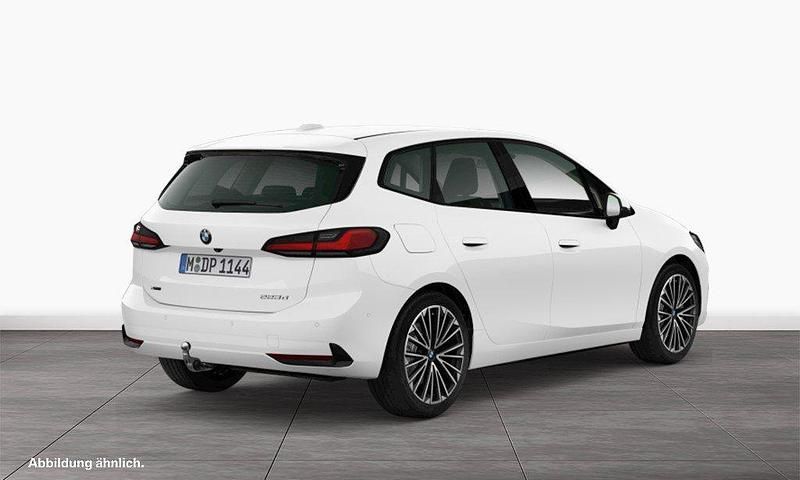 Gebraucht BMW 223 Active Tourer 197 PS (144 kW) 2025 Weiß Van / Kleinbus