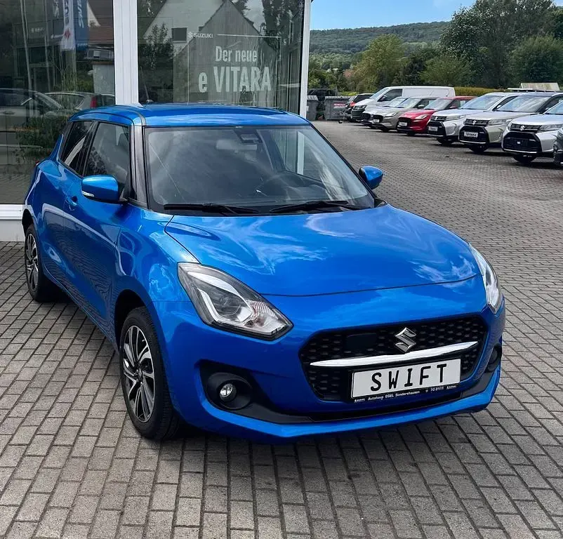 Gebraucht Suzuki Swift Comfort 83 PS (61 kW) 2023 Blau Kleinwagen