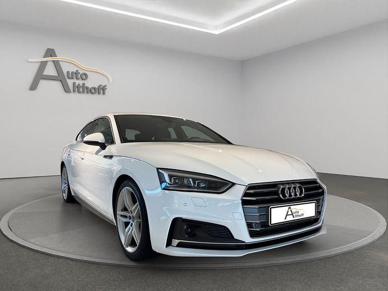 Weiß Gebraucht 2019 Audi A5 Sportback S-Line Kleinwagen | 27.499 € (Fairer Preis) - Bild 1/4