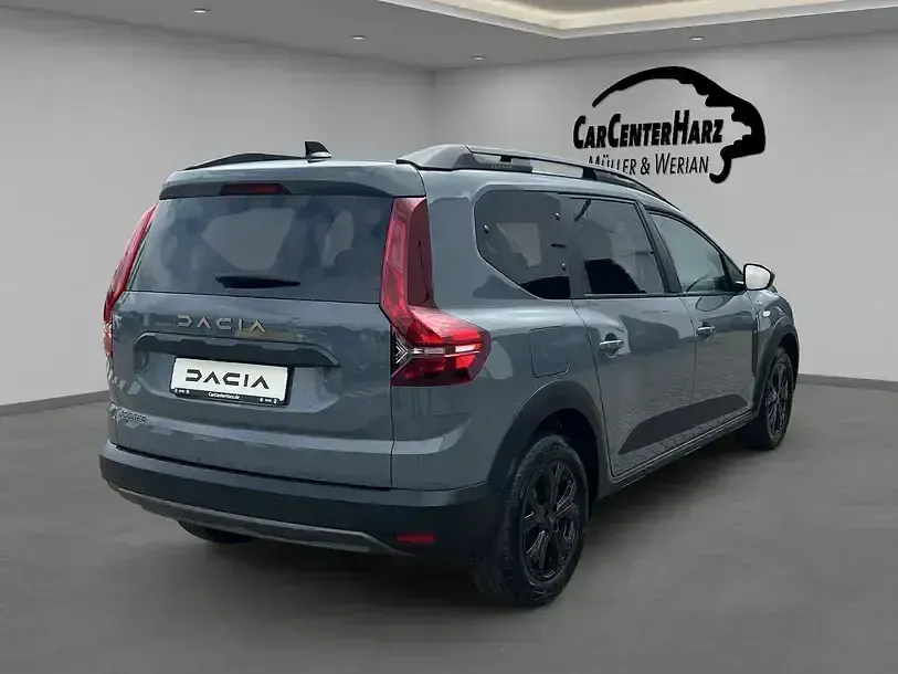 Gebraucht Dacia Jogger Extreme 110 PS (80 kW) 2025 Grau Van / Kleinbus
