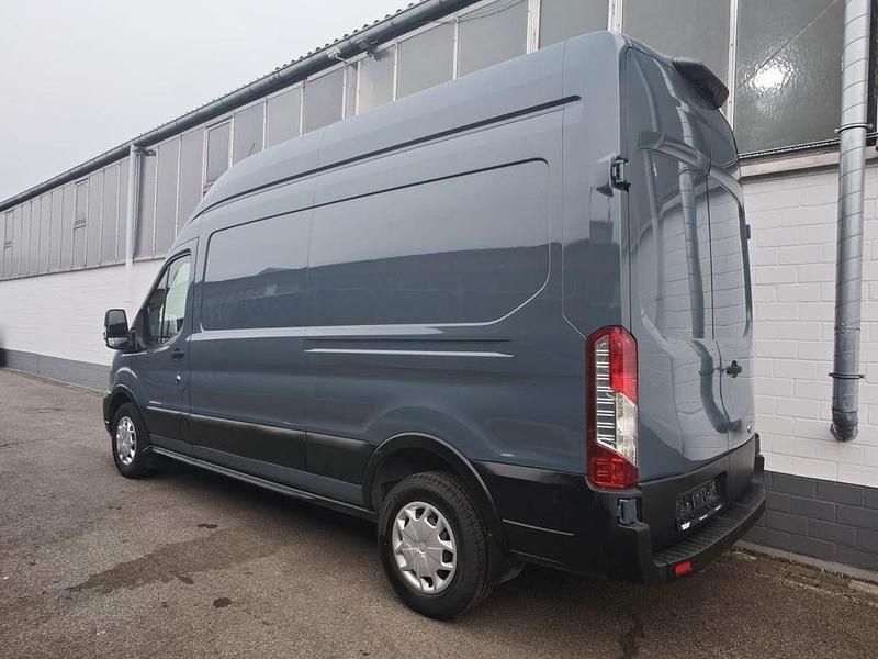 Gebraucht Ford Transit 131 PS (96 kW) 2020 Grau Van / Kleinbus