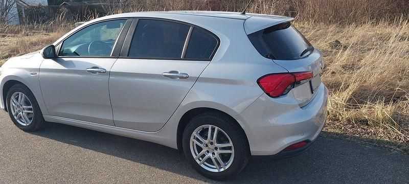 Gebraucht Fiat Tipo 120 PS (88 kW) 2017 Grau Kombi