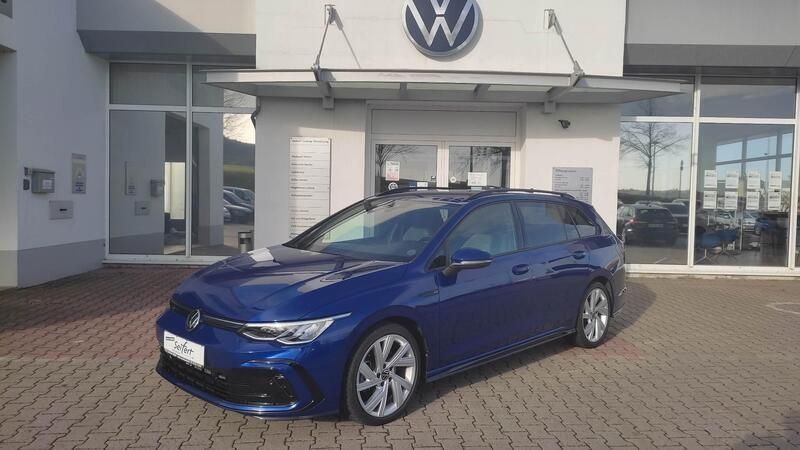 Blau Gebraucht 2022 VW Golf VIII R-line Kombi | 37.900 € (Teuer) - Bild 1/4