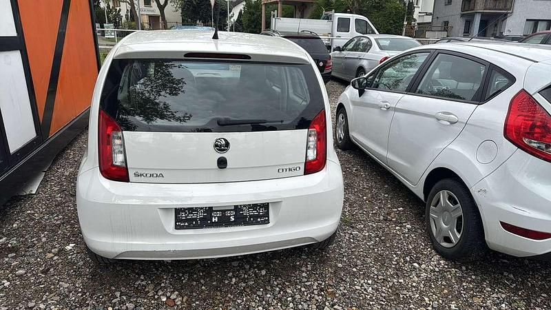 Gebraucht Skoda Citigo Active 60 PS (44 kW) 2019 Weiß Kleinwagen