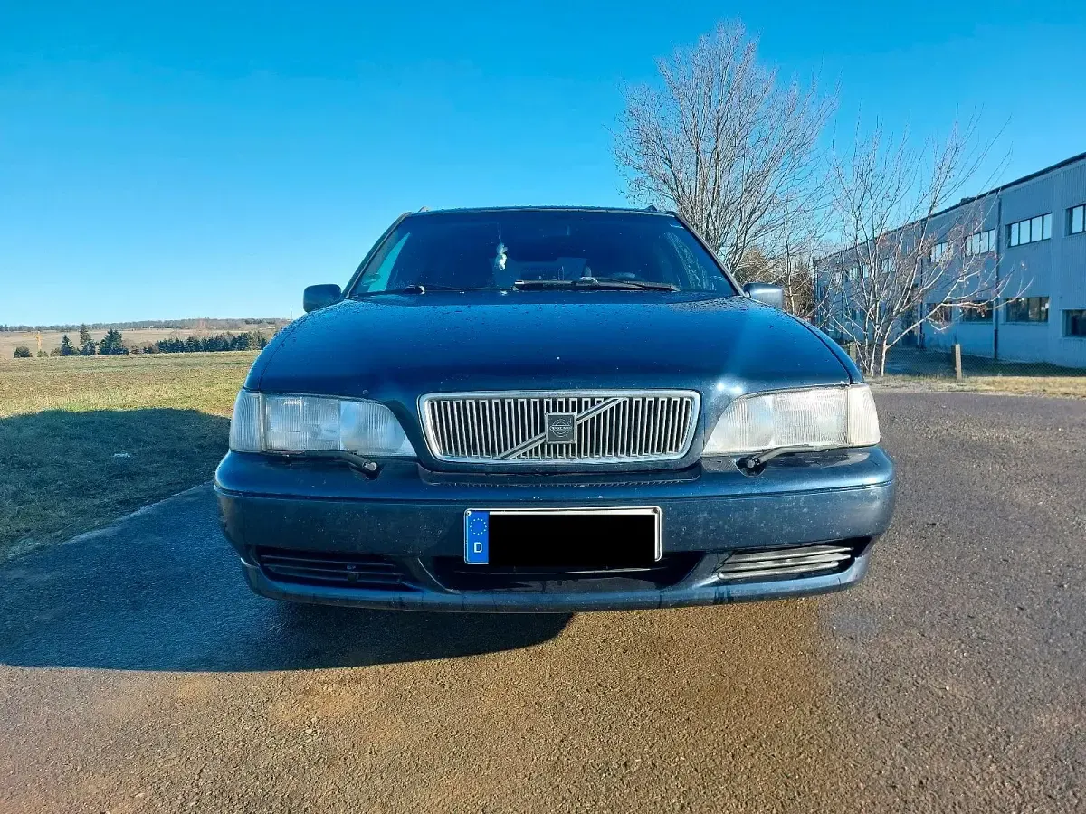 Usata Volvo V70 144 CV (105 kW) 1997 Blu Station wagon