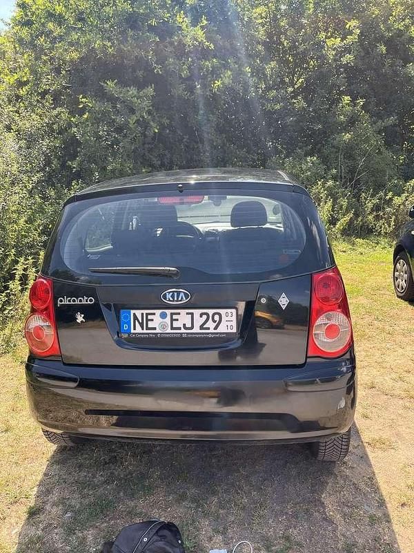 Schwarz Gebraucht 2009 Kia Picanto Attract Kleinwagen | 2.300 € (Etwas zu teuer) - Bild 1/4