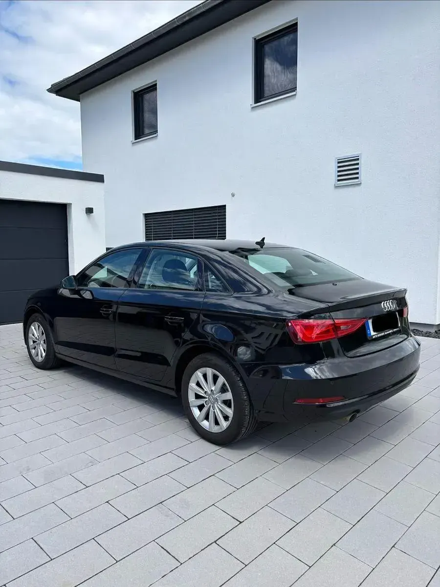 Gebraucht Audi A3 110 PS (80 kW) 2014 Schwarz Limousine