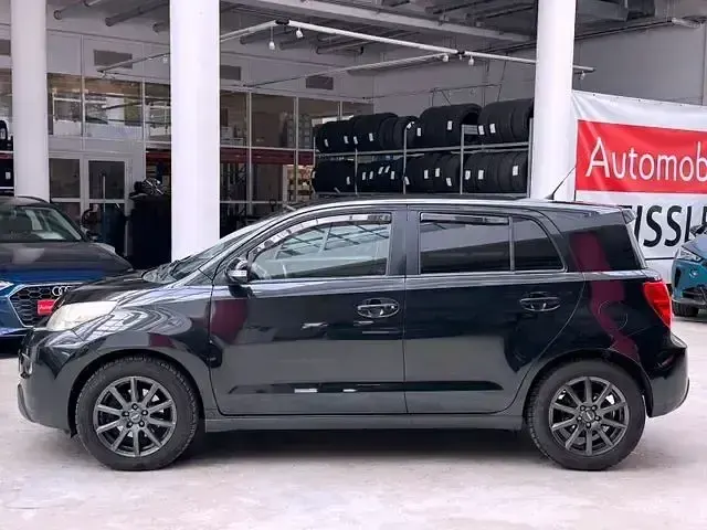 Gebraucht Toyota Urban Cruiser 101 PS (74 kW) 2009 Schwarz Kleinwagen