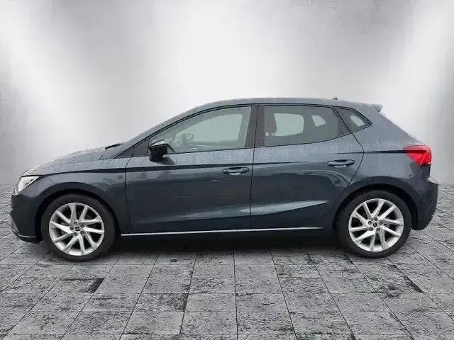 Gebraucht Seat Ibiza FR-Line 110 PS (80 kW) 2022 Grau Limousine
