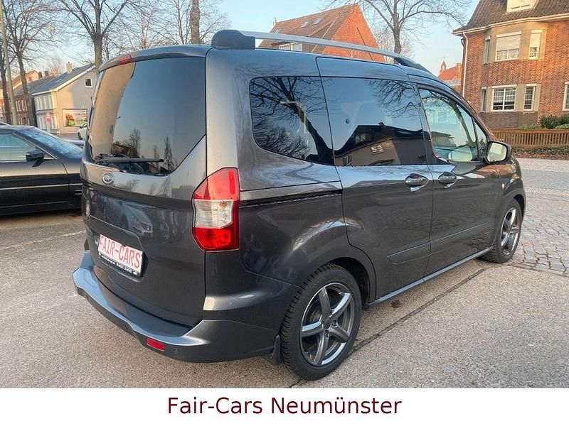 Gebraucht Ford Tourneo Courier 95 PS (69 kW) 2016 Grau Van / Kleinbus