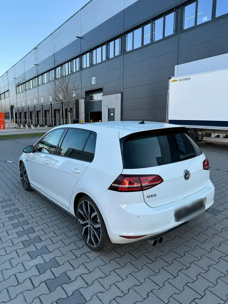 Gebraucht VW Golf VII GTD 180 PS (132 kW) 2015 Weiß Limousine