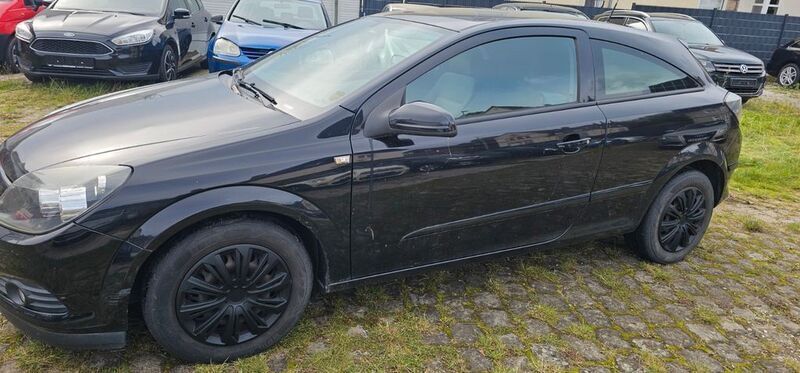 Gebraucht Opel Astra GTC Edition 101 PS (74 kW) 2005 Schwarz Coupé