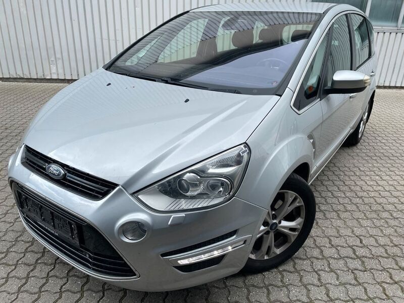Silber Gebraucht 2014 Ford S-MAX S Van / Kleinbus | 4.700 € (Guter Preis) - Bild 1/4