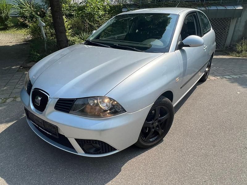 Grau Gebraucht 2007 Seat Ibiza Kleinwagen | 1.950 € (Fairer Preis) - Bild 1/4