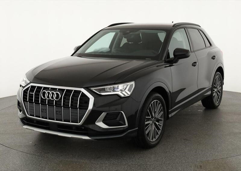 Mythosschwarz metallic Gebraucht 2025 Audi Q3 Advanced SUV | 47.445 € (Etwas zu teuer) - Bild 1/4