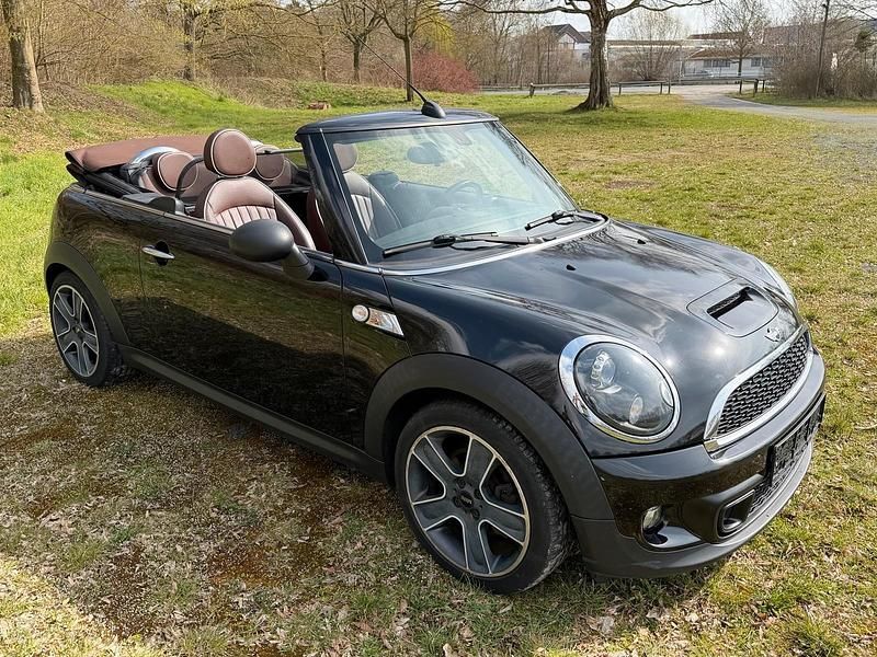 Gebraucht Mini Cooper SD Cabriolet 143 PS (105 kW) 2011 Schwarz Cabrio