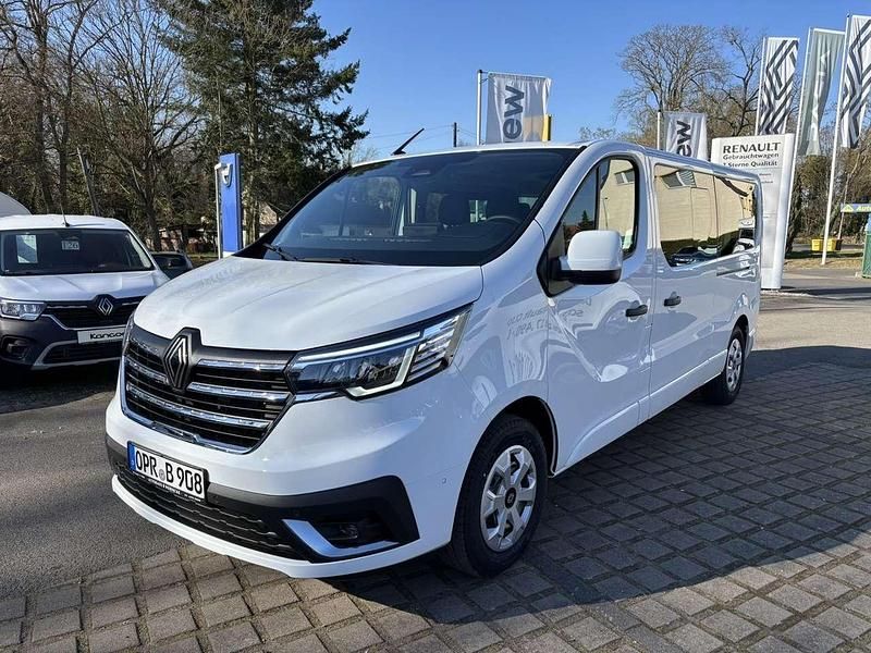 Gebraucht Renault Trafic Evolution 170 PS (125 kW) 2025 Arktisweiß Van / Kleinbus