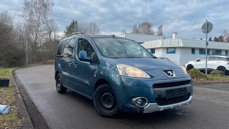 Blau Gebraucht 2011 Peugeot Partner Van / Kleinbus | 2.499 € (Superpreis) - Bild 1/4