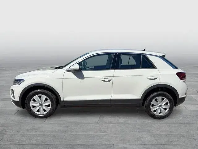 Gebraucht VW T-Roc Basis 110 PS (80 kW) 2023 Grau SUV