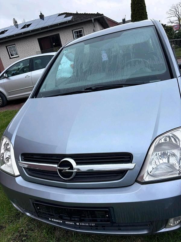 Usata Opel Meriva 2004 Grigio Monovolume