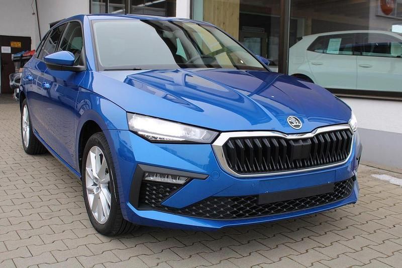 Gebraucht Skoda Scala Selection 116 PS (85 kW) 2024 Blau Kleinwagen