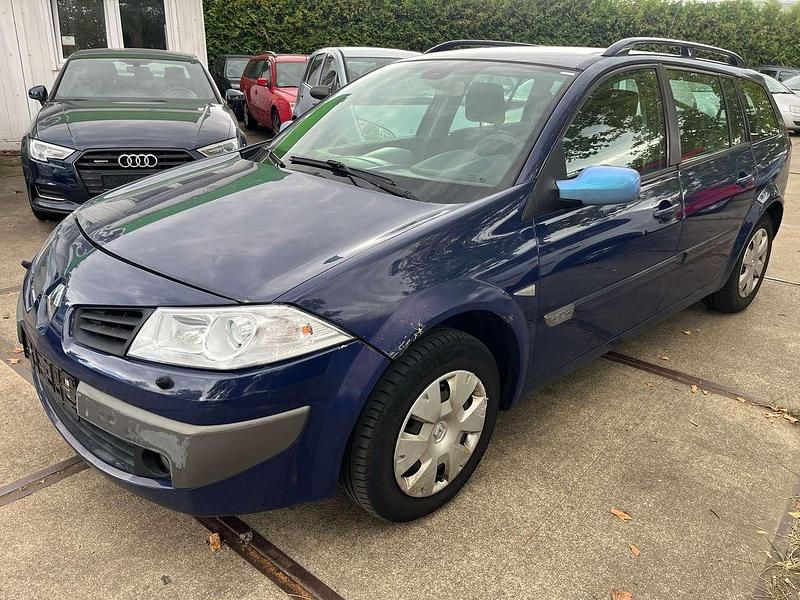 Blau Gebraucht 2006 Renault Mégane GrandTour Kombi | 499 € (Superpreis) - Bild 1/4
