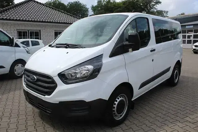 Second-hand Ford Transit Custom 105 CP (77 kW) 2021 Alb Break