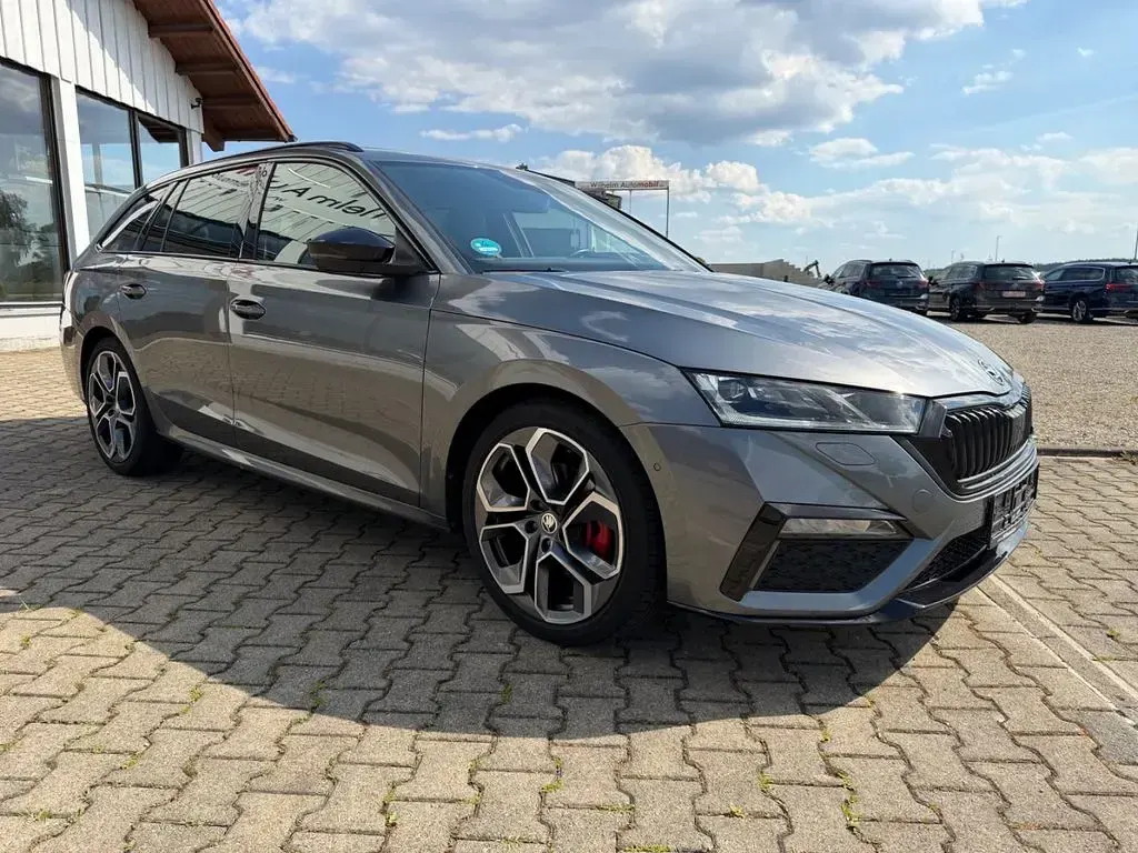 Gebraucht Skoda Octavia RS 200 PS (147 kW) 2023 Graphitegrau metallic Kombi