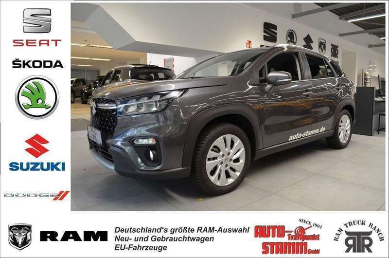 Grau Gebraucht 2022 Suzuki SX4 S-Cross Comfort SUV | 25.450 € - Bild 1/4