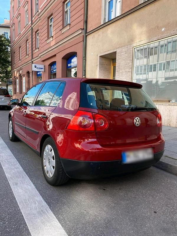 Gebraucht VW Golf IV 90 PS (66 kW) 2004 Rot Limousine