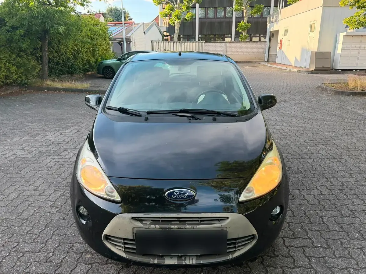 Gebraucht Ford Ka 70 PS (51 kW) 2010 Schwarz Kleinwagen
