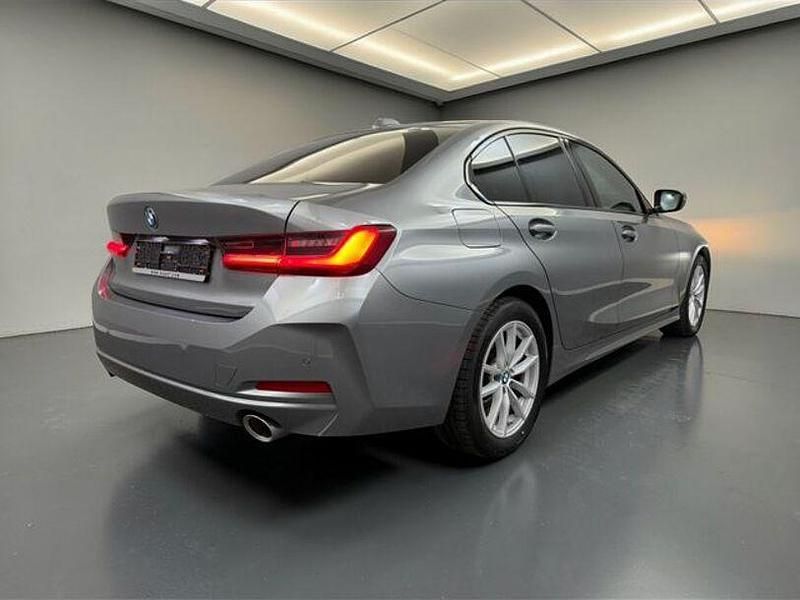 Gebraucht BMW 320 Shadowline 190 PS (139 kW) 2023 Grau Limousine
