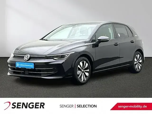 Gebraucht VW Golf VIII Life 150 PS (110 kW) 2025 Limousine