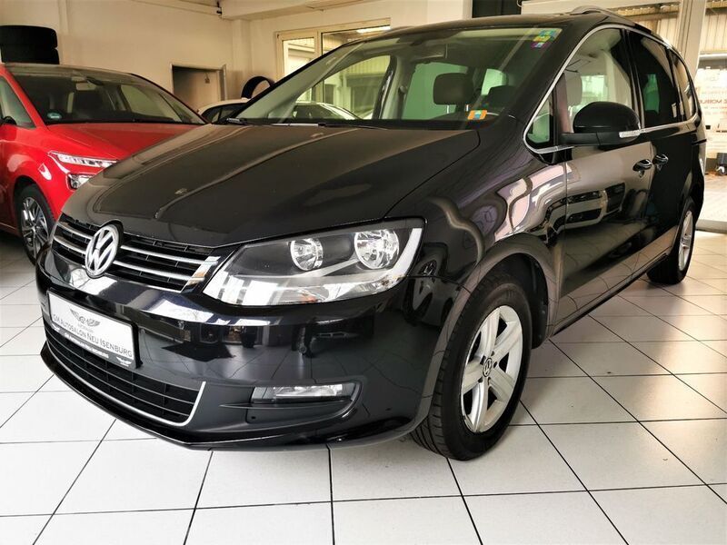 Schwarz Gebraucht 2014 VW Sharan Comfortline Van / Kleinbus | 13.900 € (Etwas zu teuer) - Bild 1/4