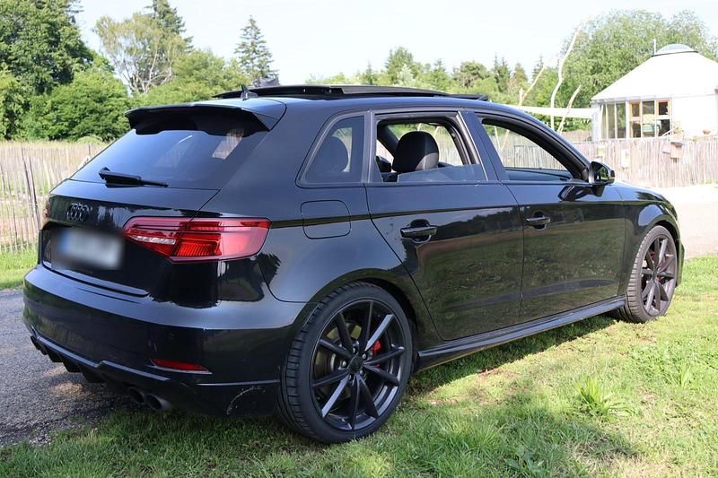 Gebraucht Audi S3 Design 310 PS (228 kW) 2017 Schwarz Limousine