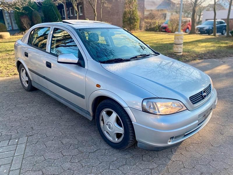 Gebraucht 1998 Opel Astra Limousine | 1.000 € (Superpreis) - Bild 1/4