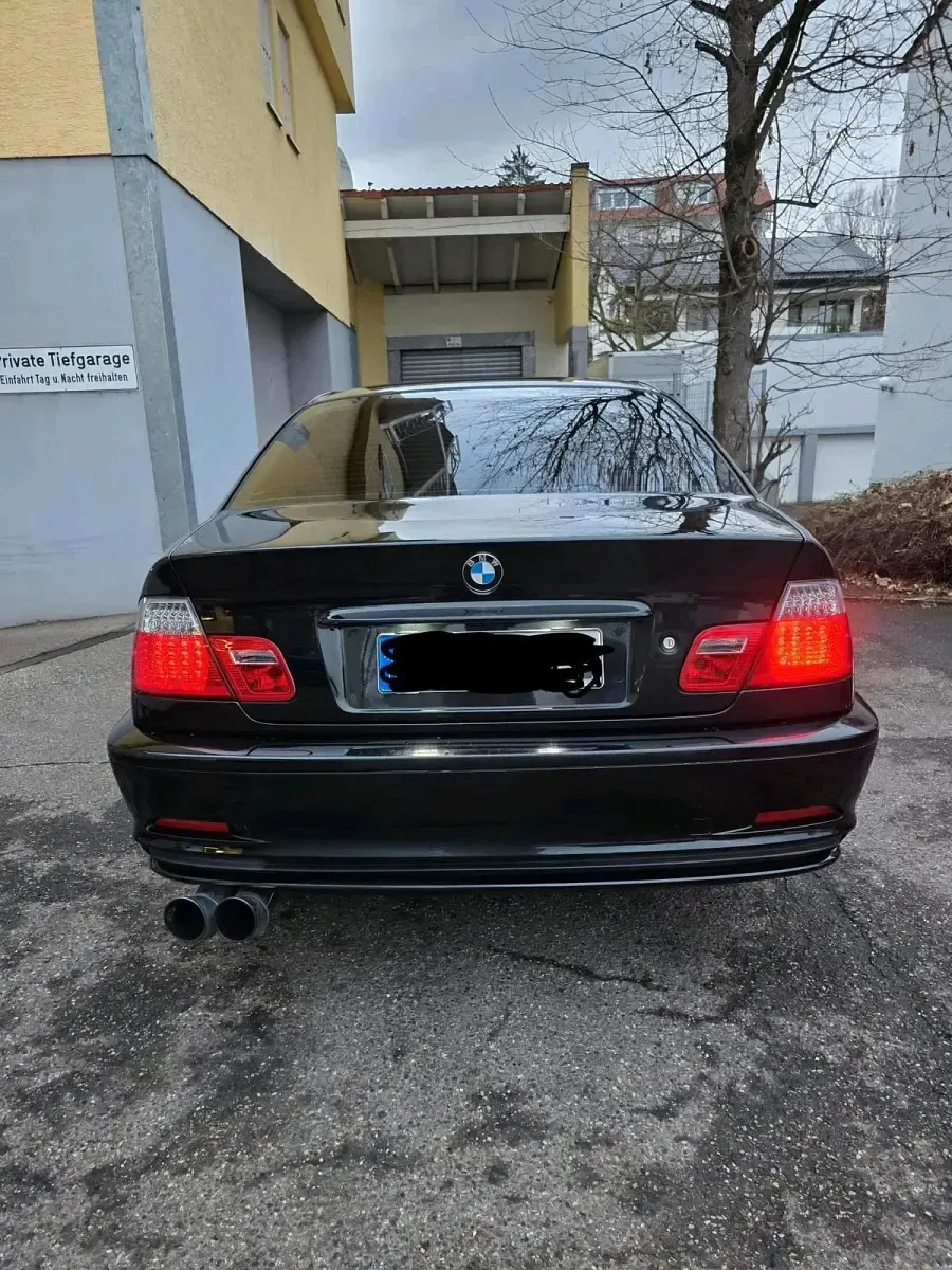 Gebraucht BMW 320 170 PS (125 kW) 2001 Schwarz Coupé