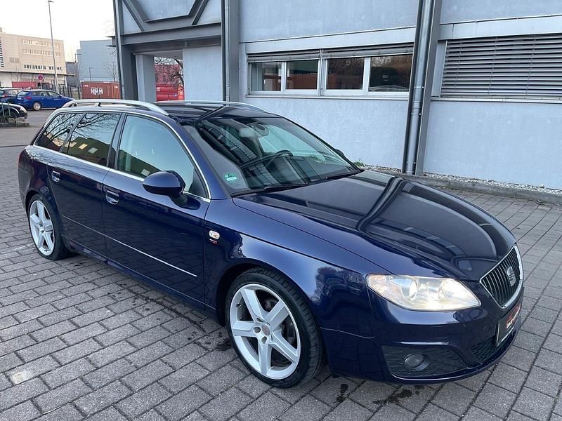 Gebraucht Seat Exeo Sport 143 PS (105 kW) 2012 Blau Kombi
