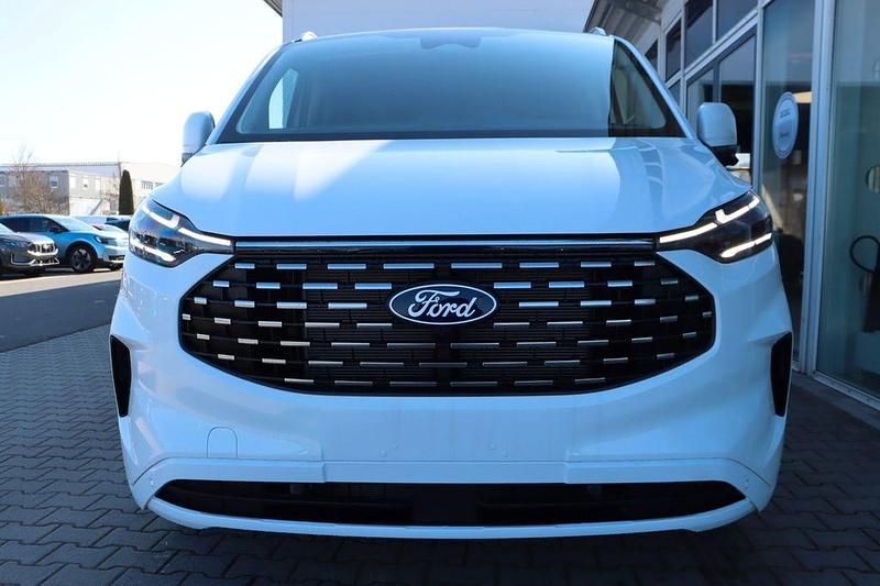 Neu Ford Tourneo Titanium X 170 PS (125 kW) 2026 Frozen white Van / Kleinbus