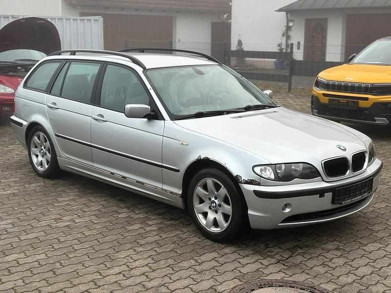 Gebraucht BMW 320 150 PS (110 kW) 2001 Silber Kombi
