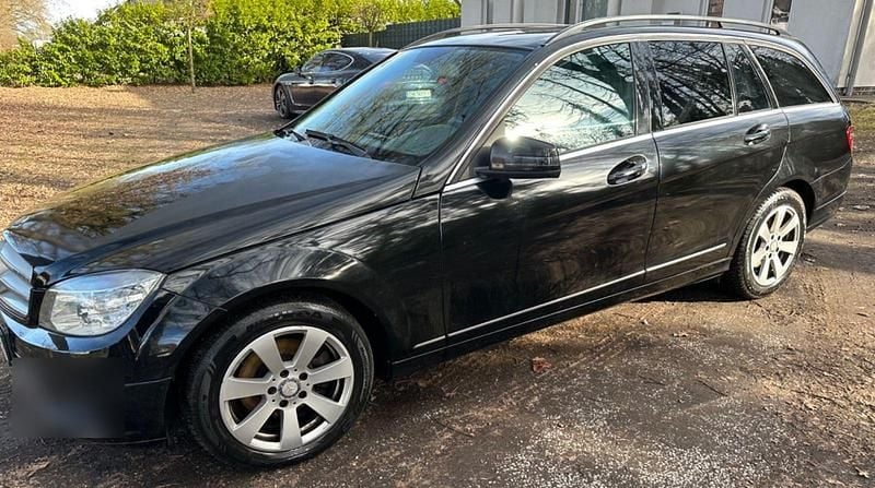 Gebraucht Mercedes C220 Avantgarde 170 PS (125 kW) 2010 Schwarz Kombi