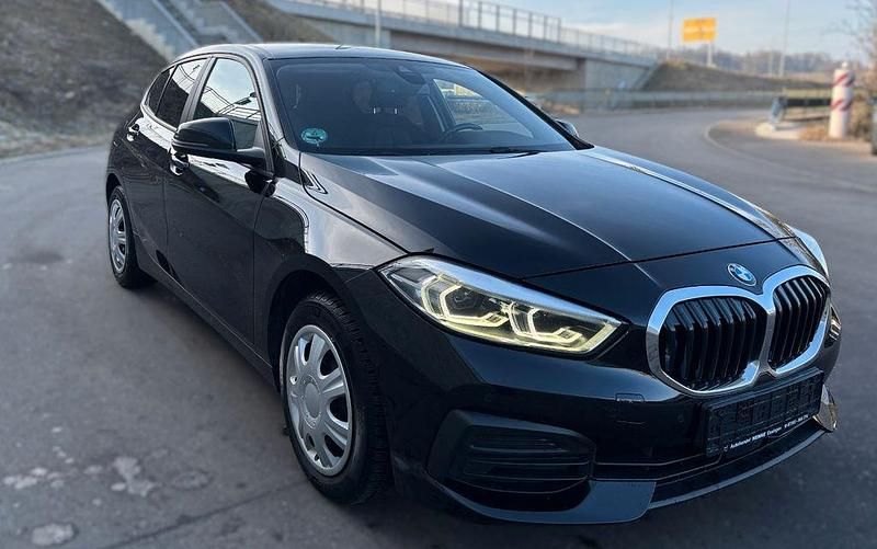 Gebraucht BMW 118 Advantage 150 PS (110 kW) 2021 Schwarz Kleinwagen