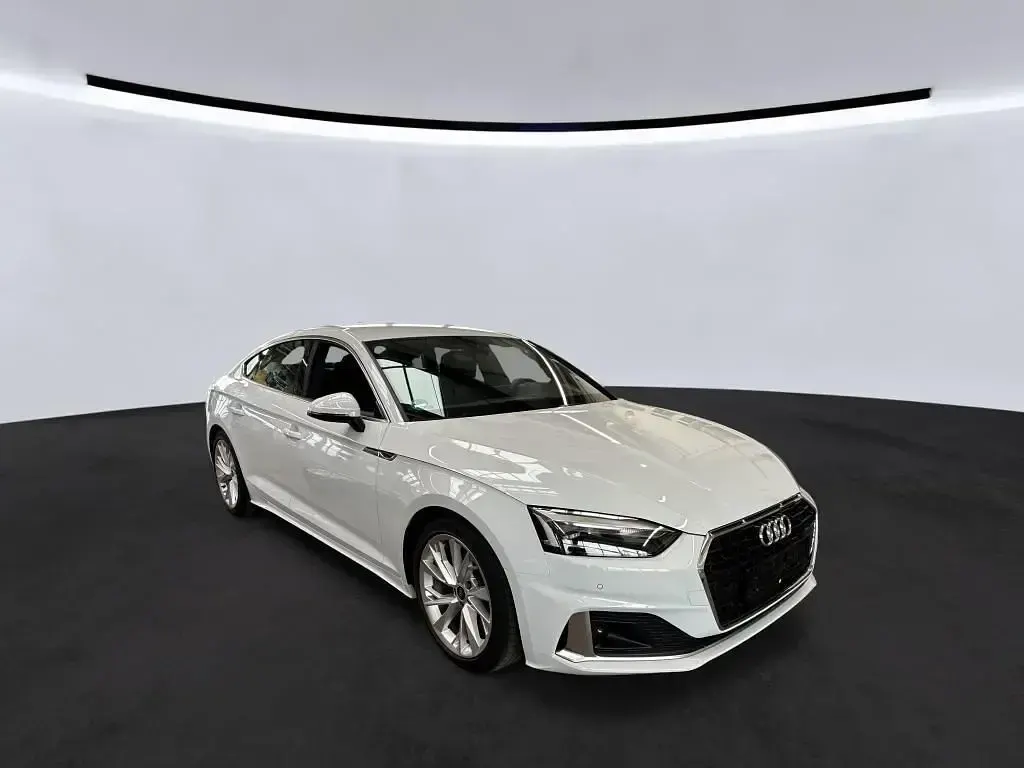 Gebraucht Audi A5 Advanced 150 PS (110 kW) 2022 Weiß Coupé