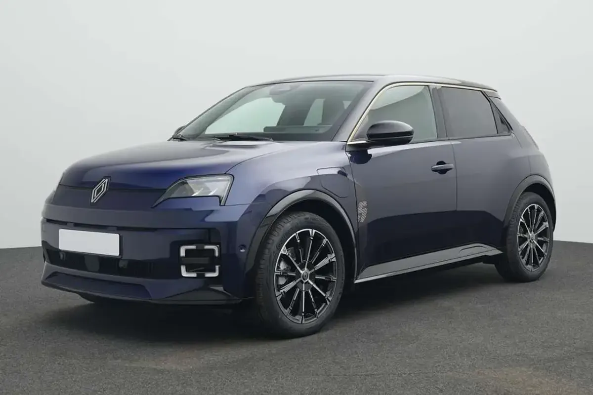 Gebraucht Renault 5 E-Tech Iconic 110 kW (150 PS) 2024 Blau rre + schwarz gne Limousine