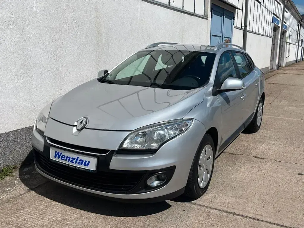 Gebraucht Renault Mégane III 90 PS (66 kW) 2012 Grau Limousine