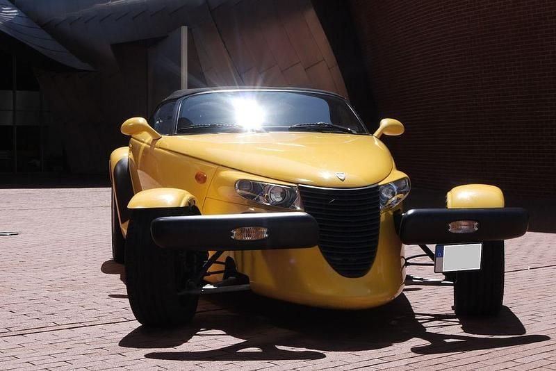 Gelb Gebraucht 2002 Plymouth Prowler Cabrio | 49.500 € - Bild 1/4