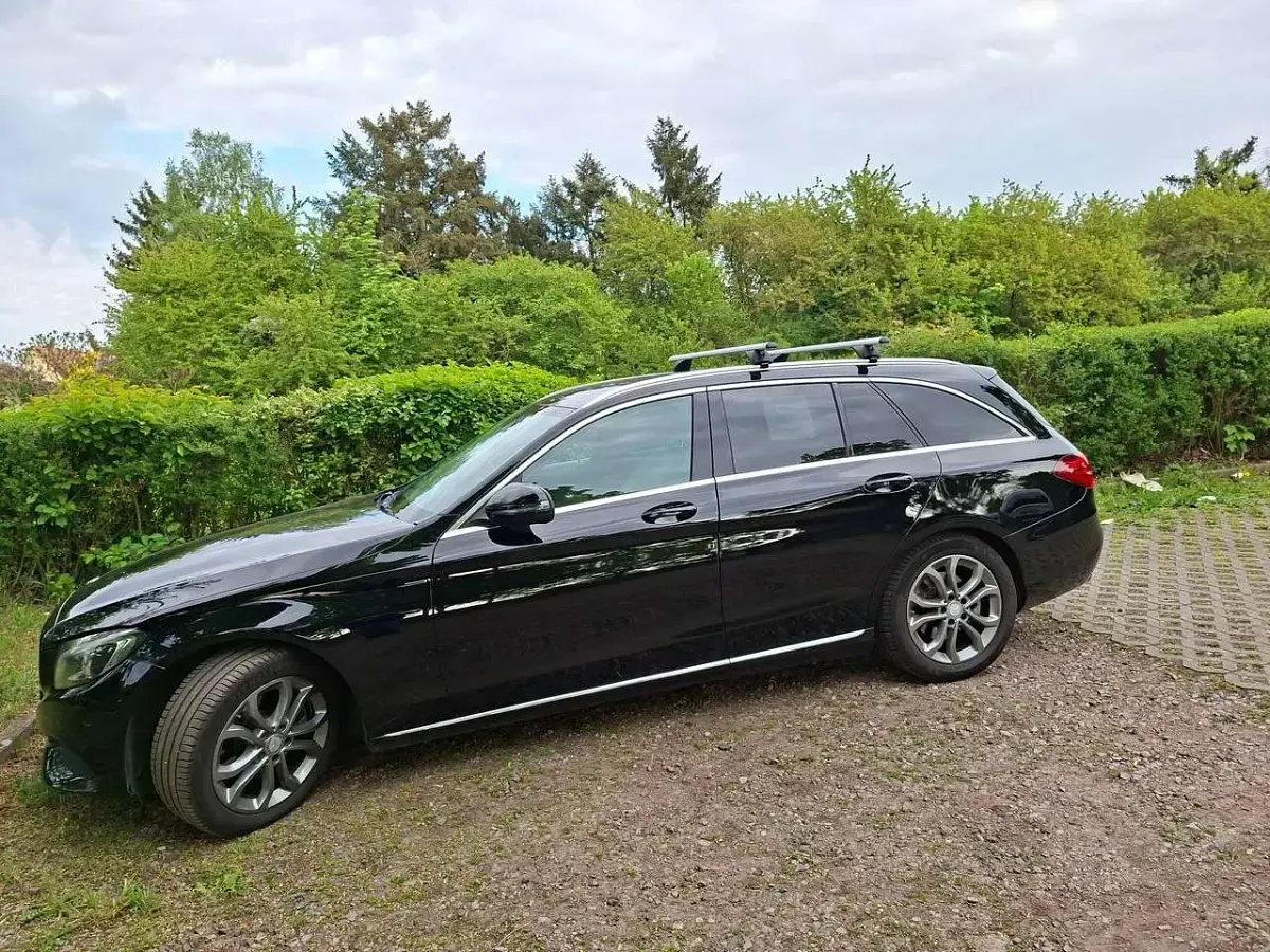 Gebraucht Mercedes C220 Avantgarde 170 PS (125 kW) 2017 Schwarz Kombi